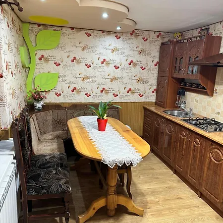 Apartment мелодія карпат *