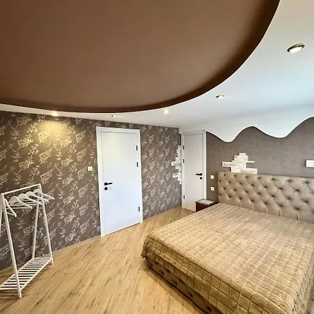 Apartment мелодія карпат *